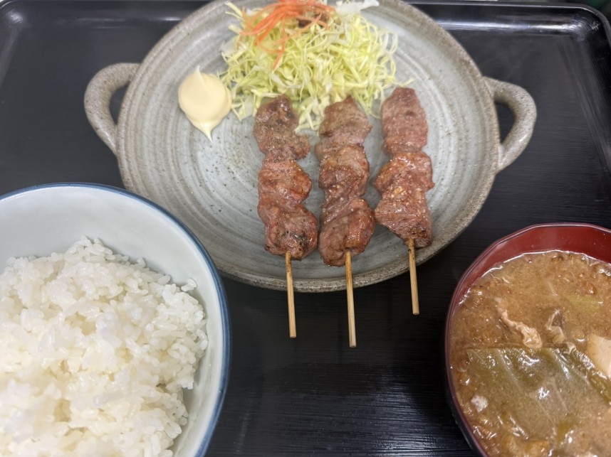 カシラ定食
